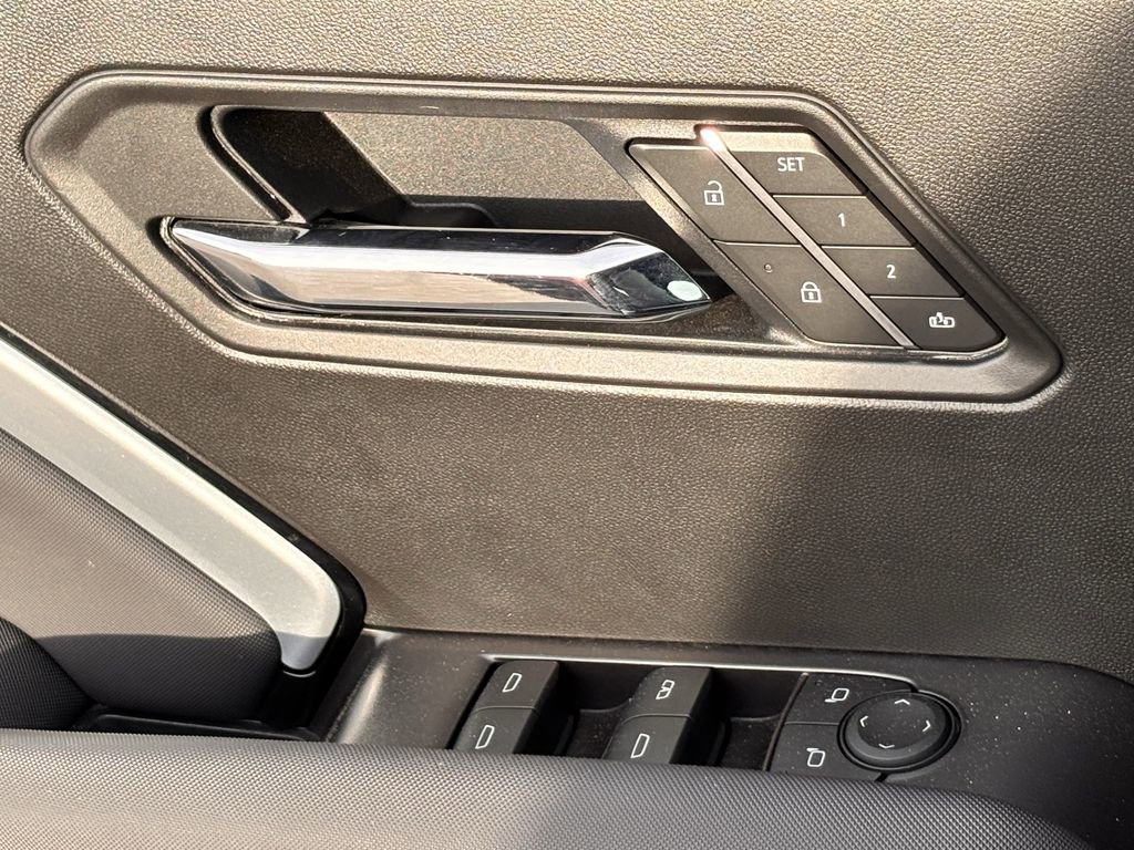 New 2025 Chevrolet Colorado Z71 w/ Technology Package image 17