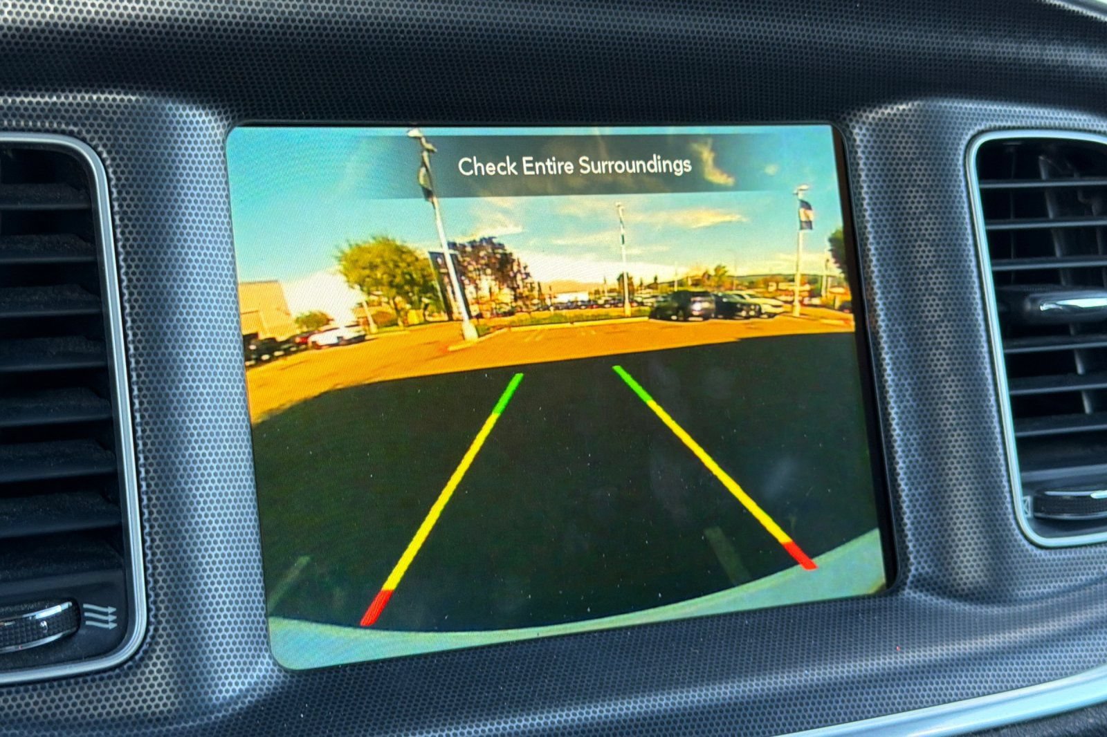Used 2018 Dodge Charger SXT Plus RWD image 18