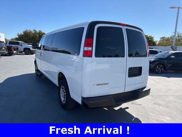 Used 2023 Chevrolet Express 3500 LS image 17