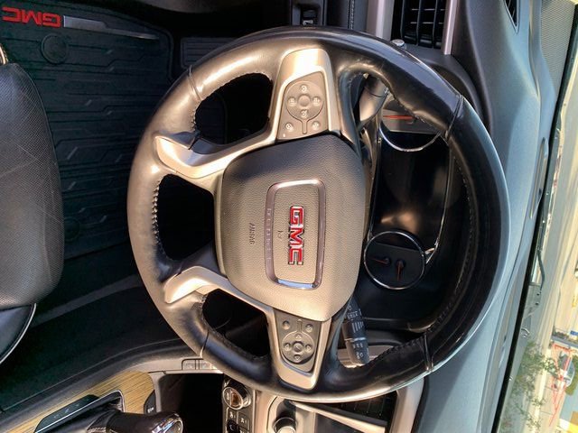 Used 2018 GMC Acadia Denali w/ Technology Package image 26