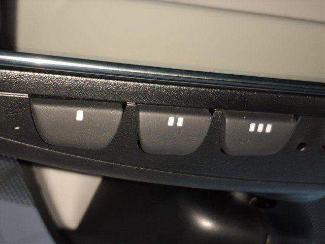 New 2025 Volkswagen Taos SEL image 20