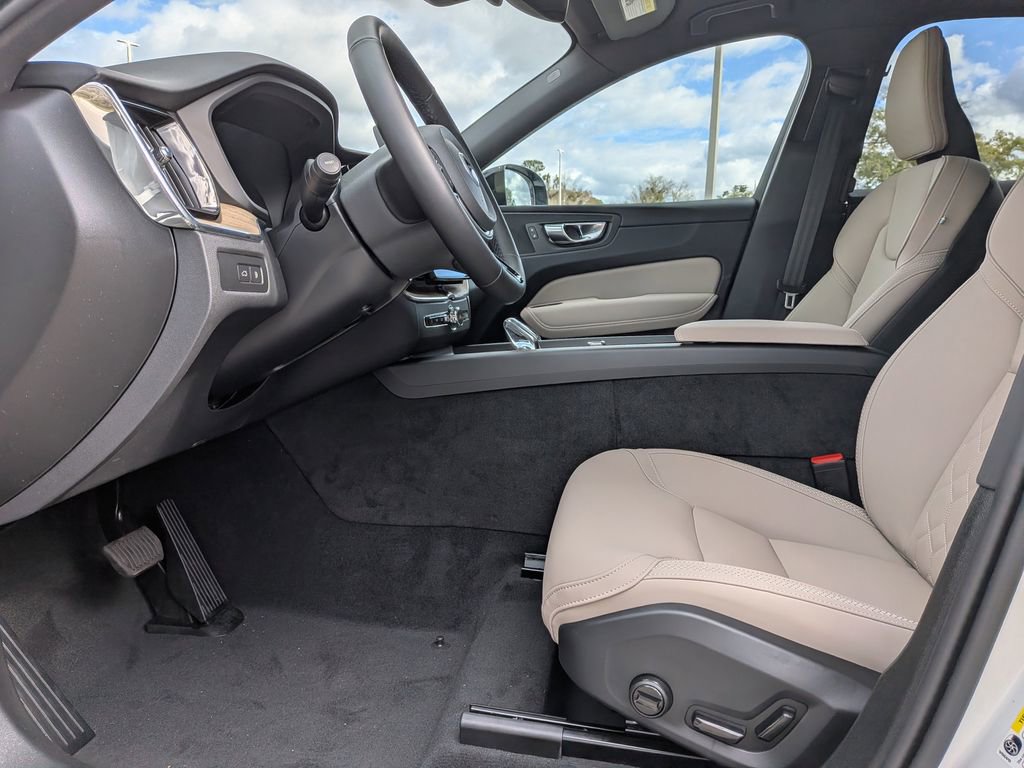 New 2026 Volvo XC60 T8 Core w/ Protection Package Premier image 2