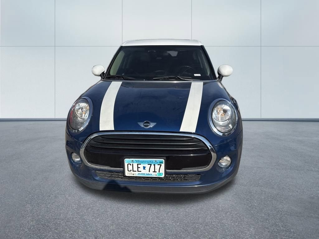 Used 2016 MINI Cooper 4-Door Hardtop image 6