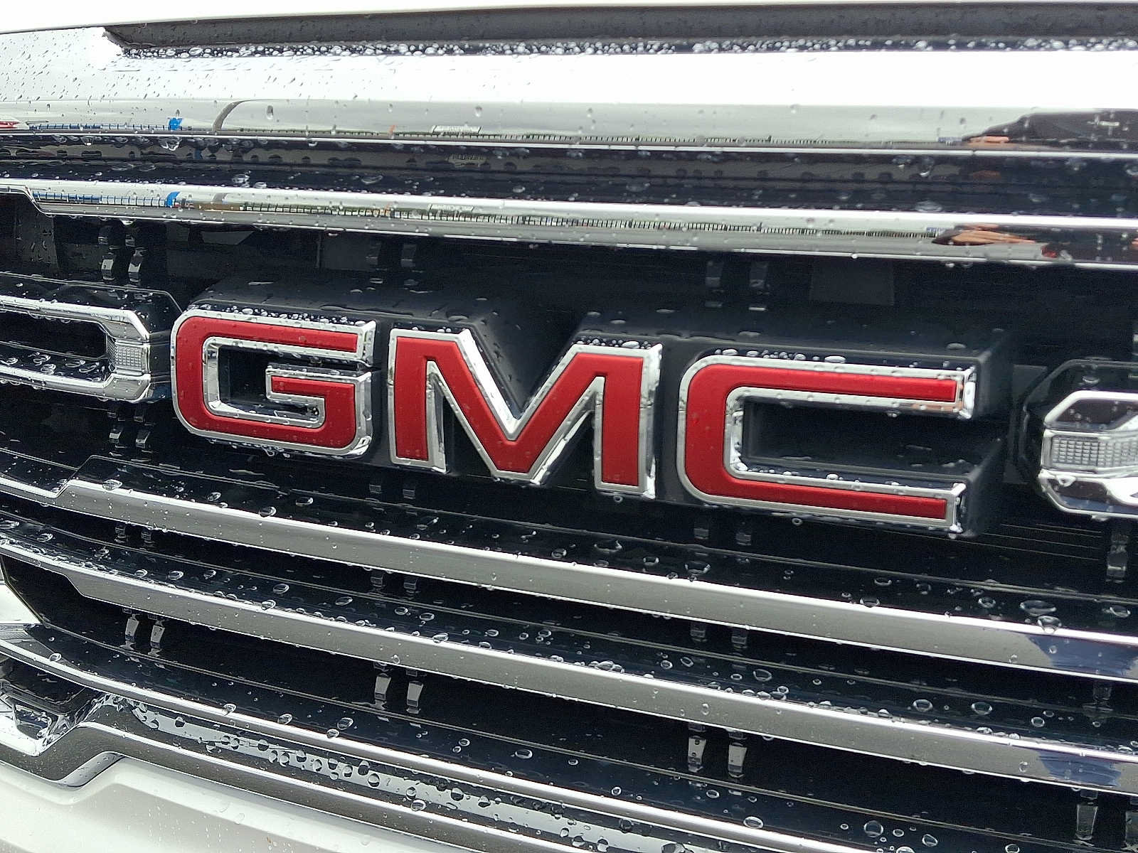 Used 2019 GMC Sierra 1500 SLT w/ SLT Premium Plus Package AWD/4WD image 29