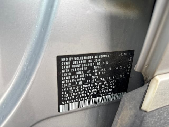 Used 2016 Volkswagen Tiguan SE image 18