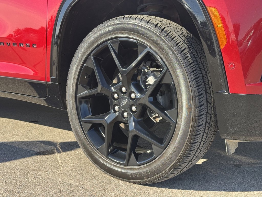 Used 2024 Chevrolet Traverse RS w/ LPO, Floor Liner Package image 28