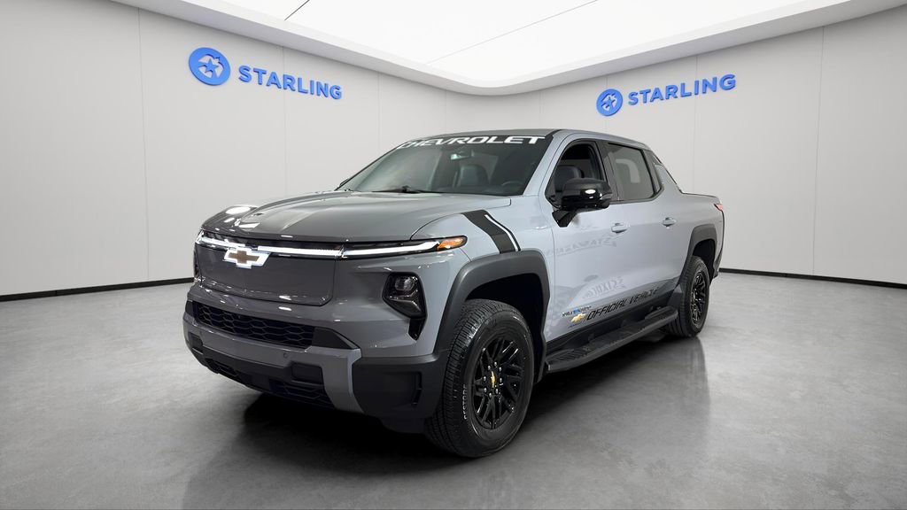 Certified 2025 Chevrolet Silverado EV LT image 16