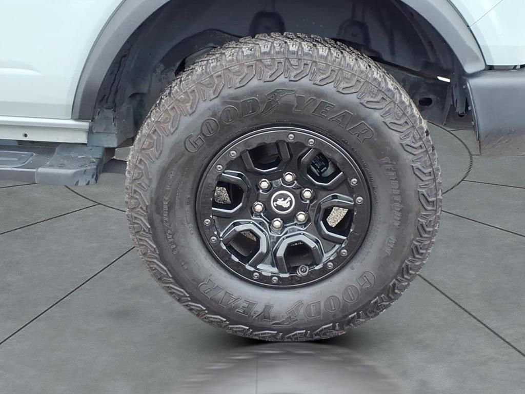 Used 2022 Ford Bronco Wildtrak image 4