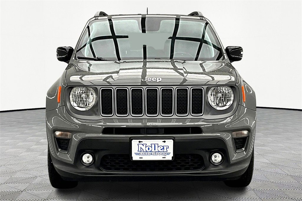 Used 2022 Jeep Renegade Limited image 3