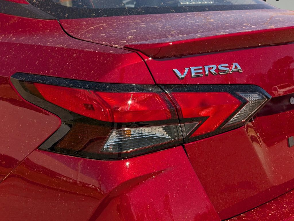 New 2025 Nissan Versa SR w/ Trunk Package image 11