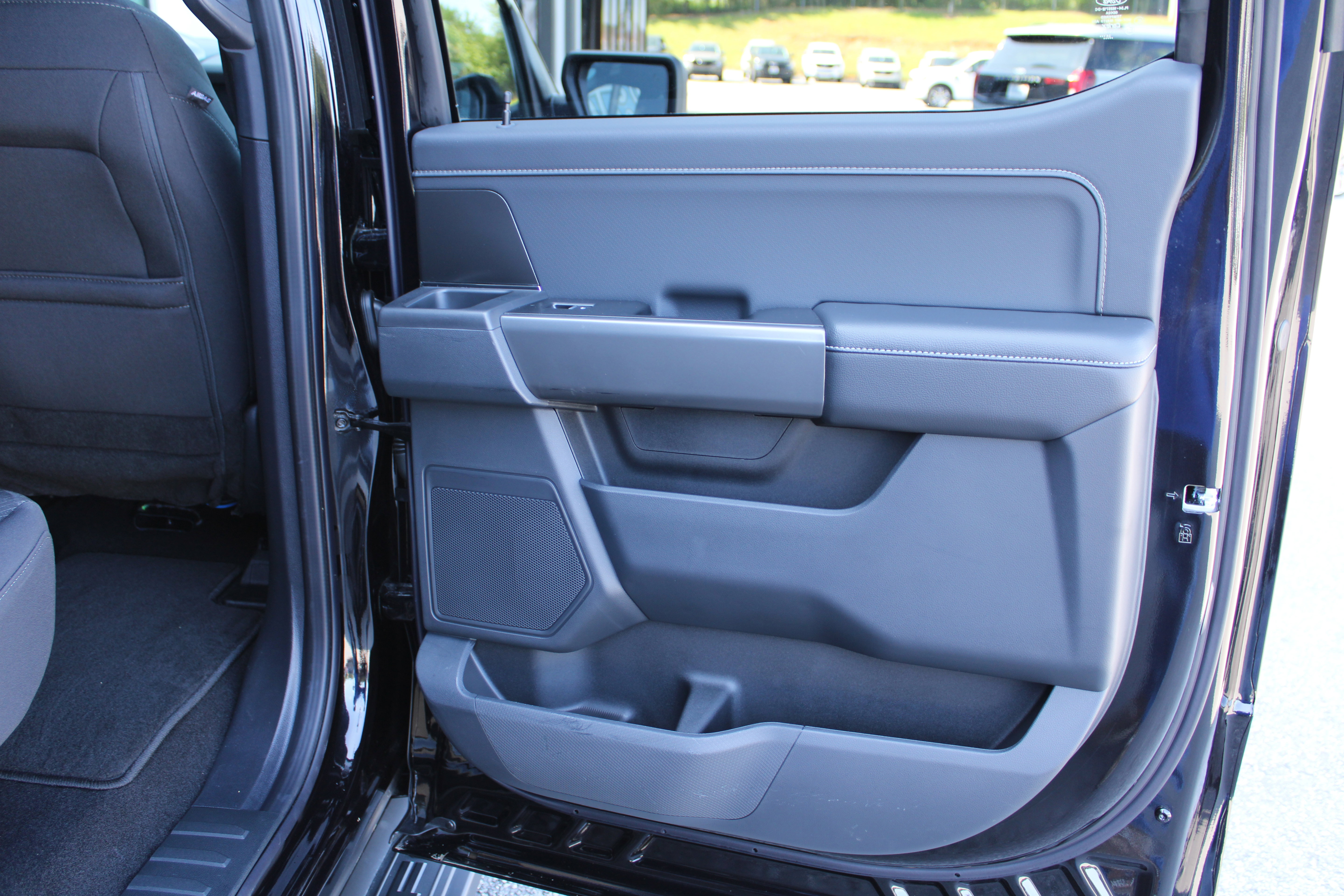 Used 2024 Ford F150 XLT w/ Tow/Haul Package AWD/4WD image 14