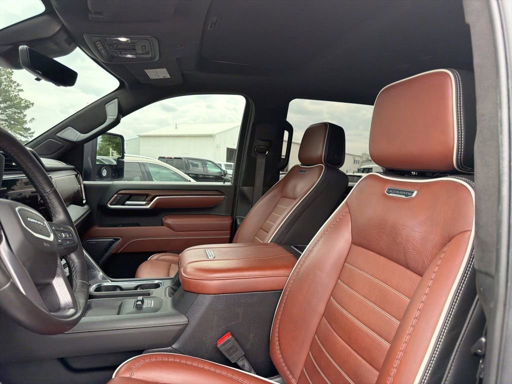 Certified 2025 GMC Sierra 2500 Denali Ultimate w/ Max Trailering Package AWD/4WD image 13