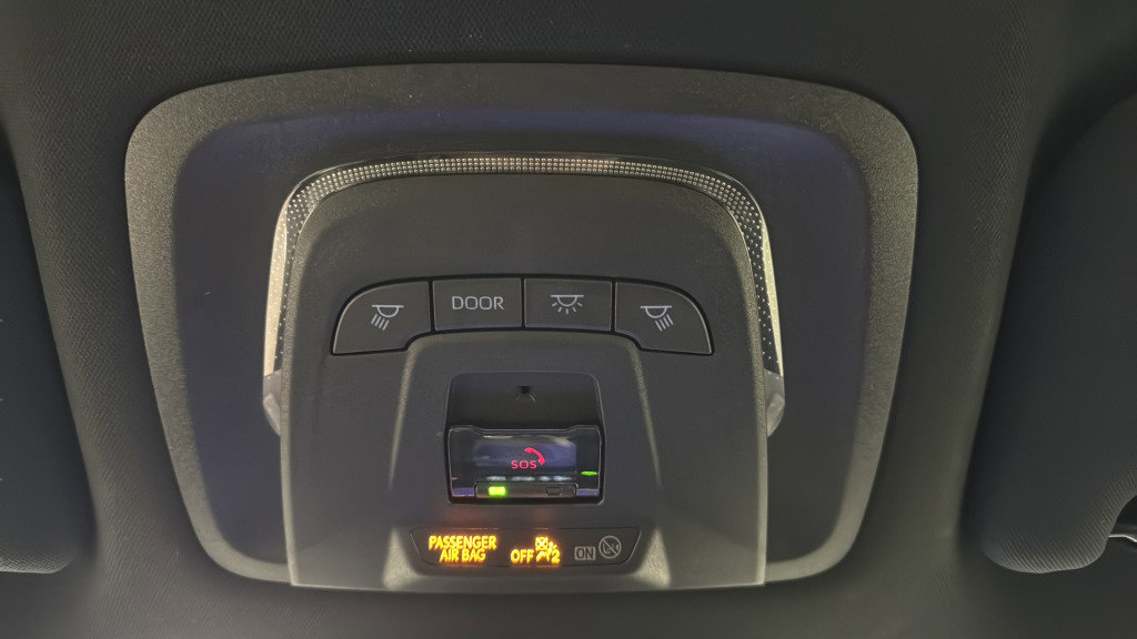 Used 2024 Toyota Crown Limited image 27