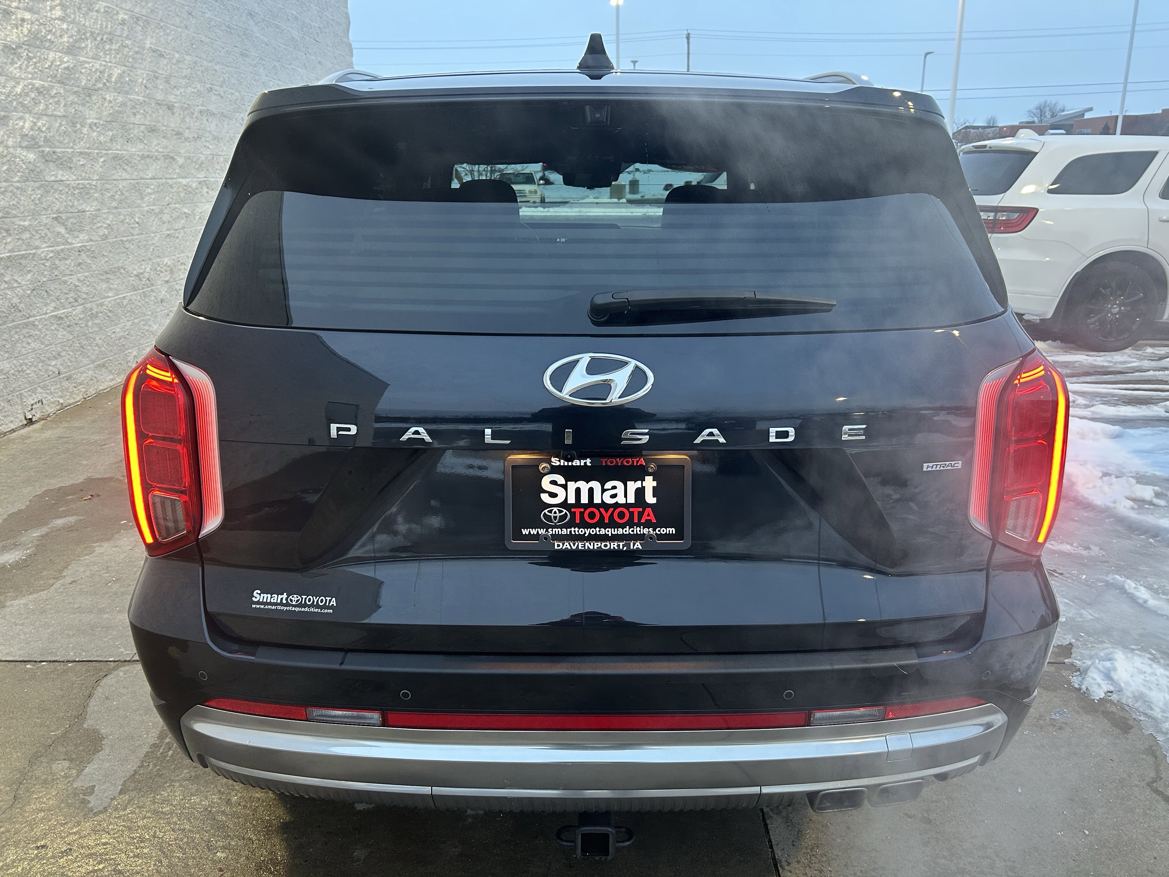 Used 2023 Hyundai Palisade Calligraphy image 5