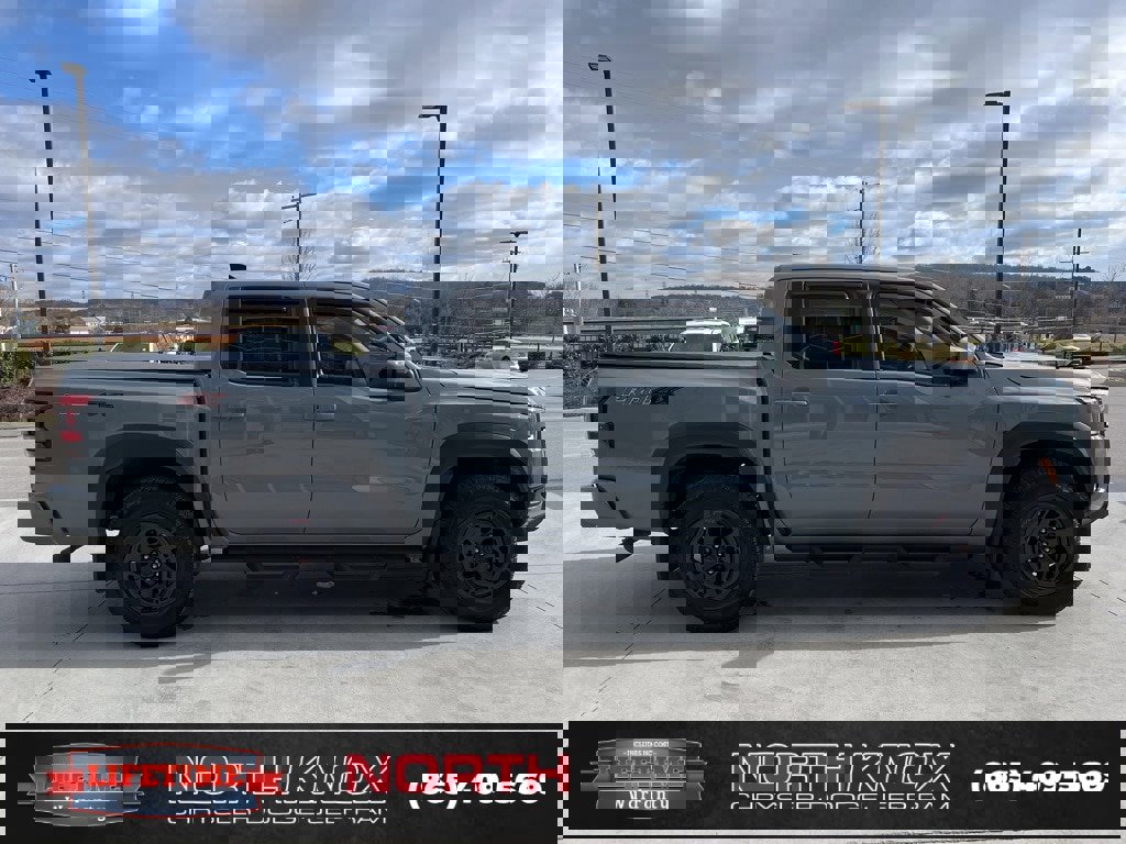 Used 2025 Nissan Frontier PRO-4X w/ Pro Premium Package image 22