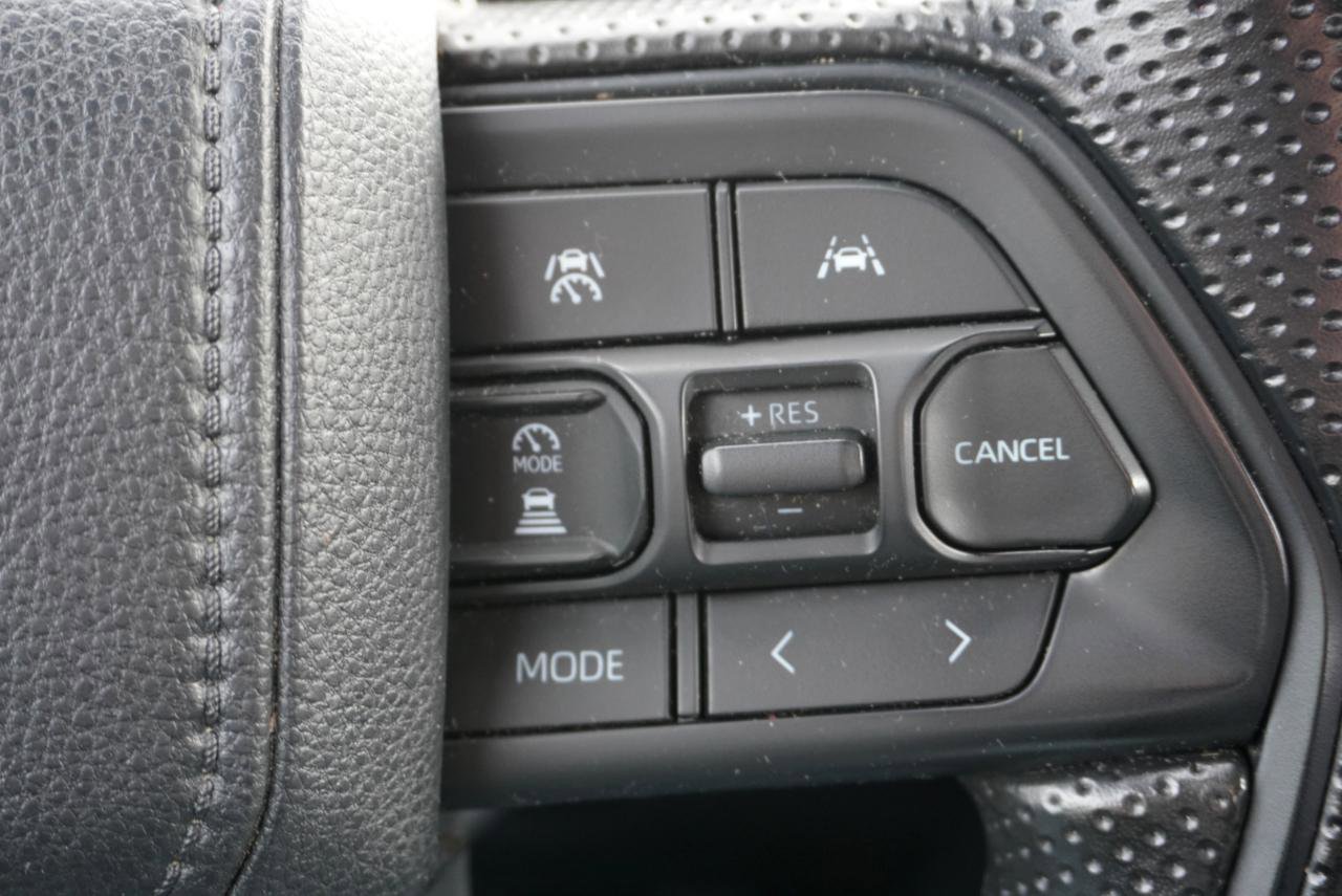 Used 2024 Toyota Tacoma SR RWD image 12
