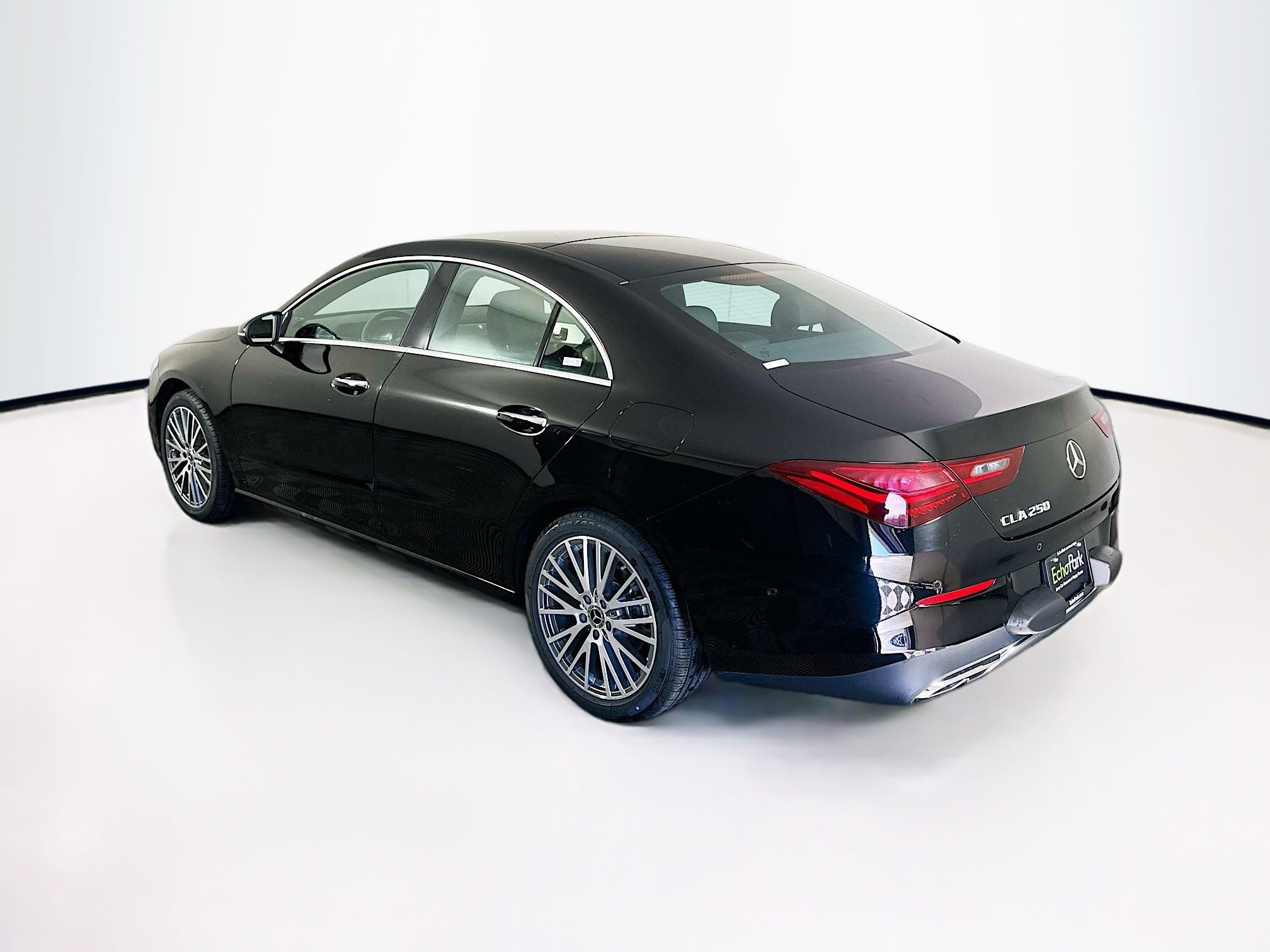 Used 2025 Mercedes-Benz CLA 250 image 5