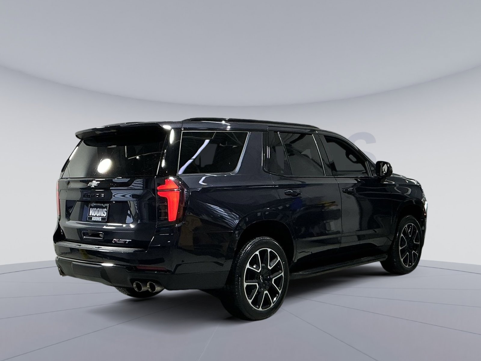 Used 2026 Chevrolet Tahoe RST w/ Comfort Package image 16