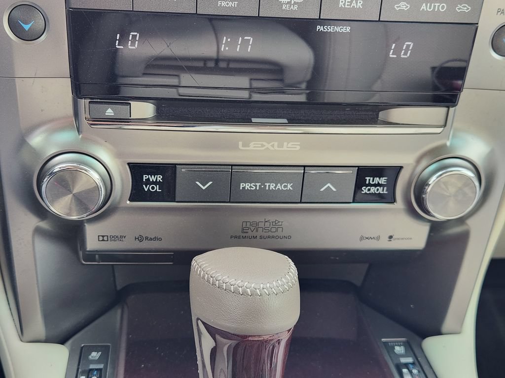 Used 2016 Lexus GX 460 Luxury AWD/4WD image 19