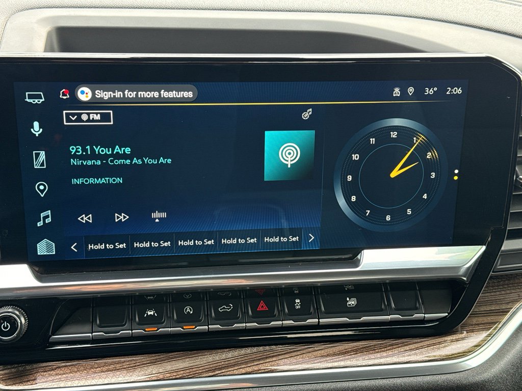 Used 2025 Chevrolet Silverado 1500 LT AWD/4WD image 30