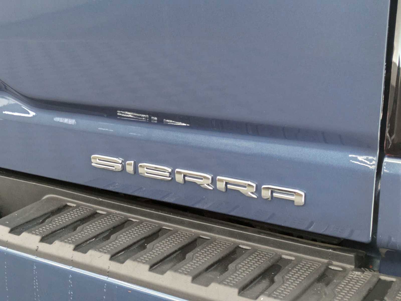 Used 2025 GMC Sierra 2500 Denali w/ Denali Reserve Package image 13