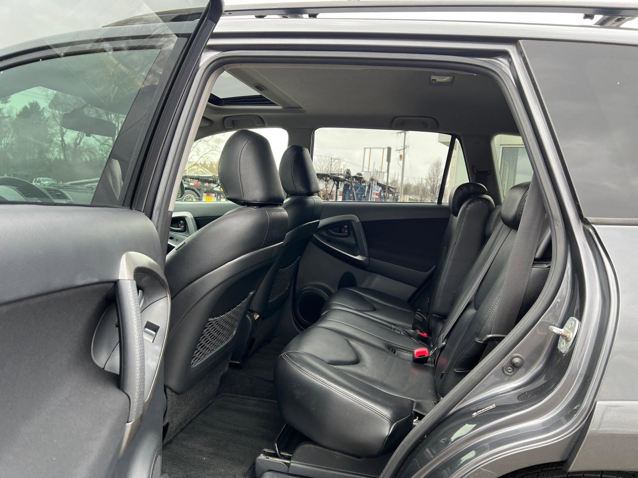 Used 2010 Toyota RAV4 Sport AWD/4WD image 28