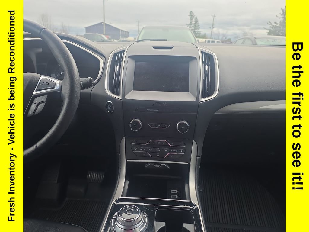 Used 2019 Ford Edge SEL w/ Equipment Group 201A AWD/4WD image 17