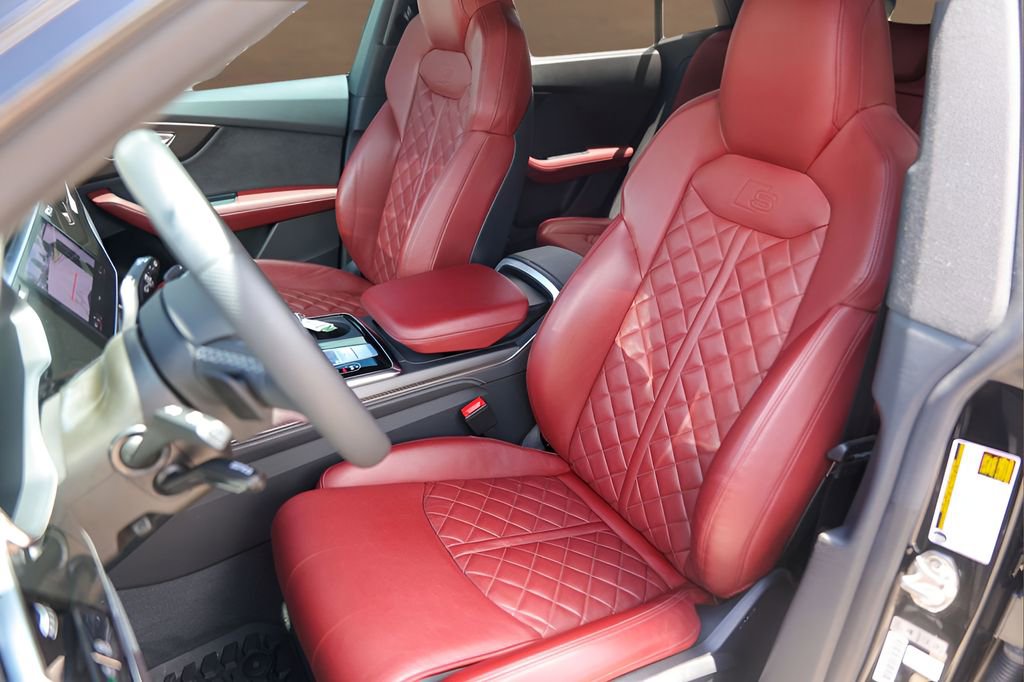Used 2024 Audi SQ8 Premium Plus w/ S Sport Package AWD/4WD image 7