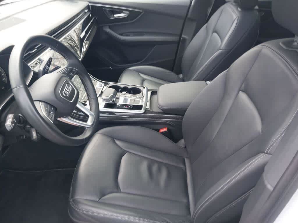 Used 2025 Audi Q7 3.0T Premium Plus image 5