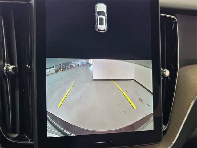 Certified 2026 Volvo XC60 B5 Core image 29