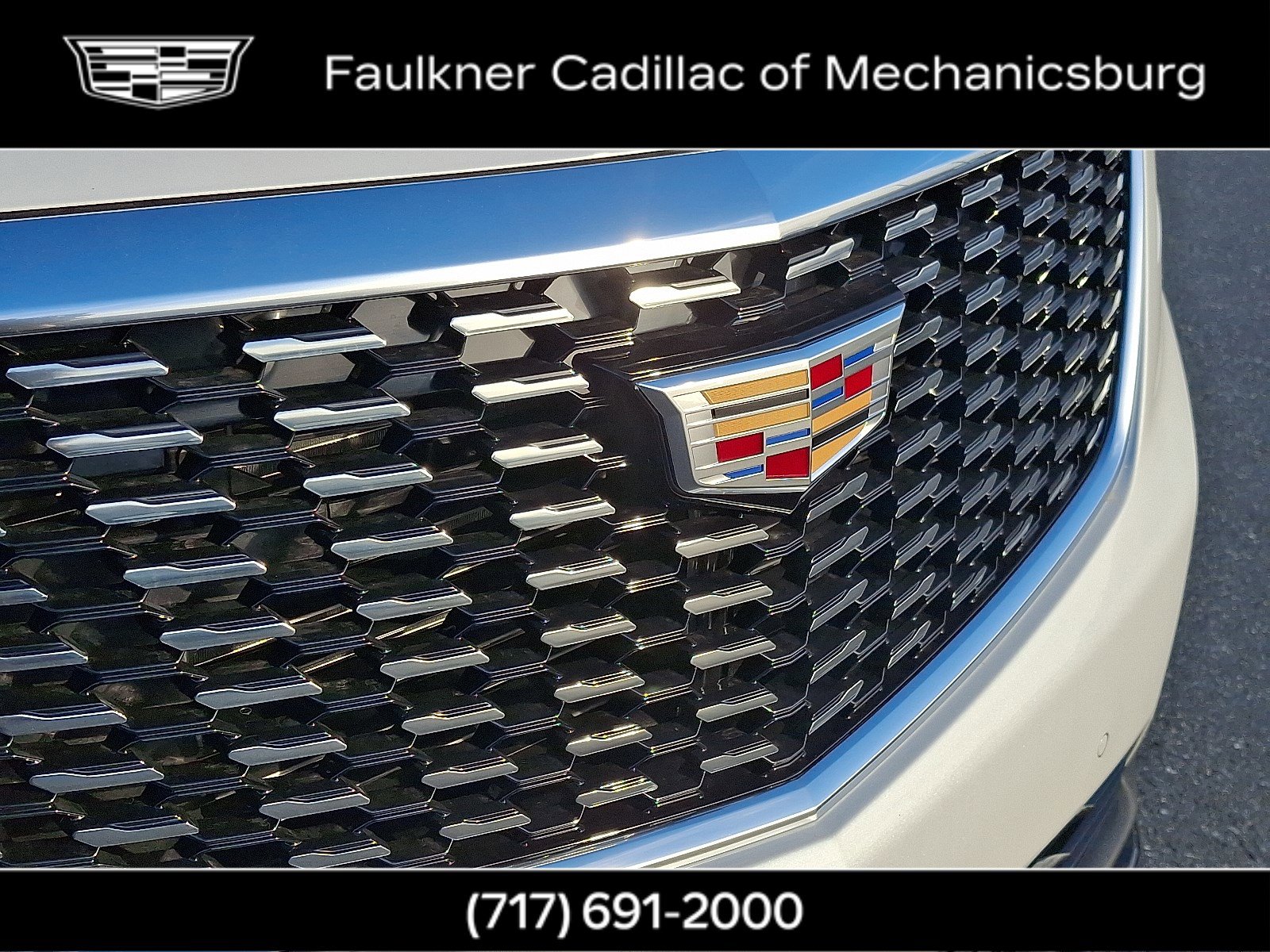 New 2026 Cadillac XT5 Luxury image 7