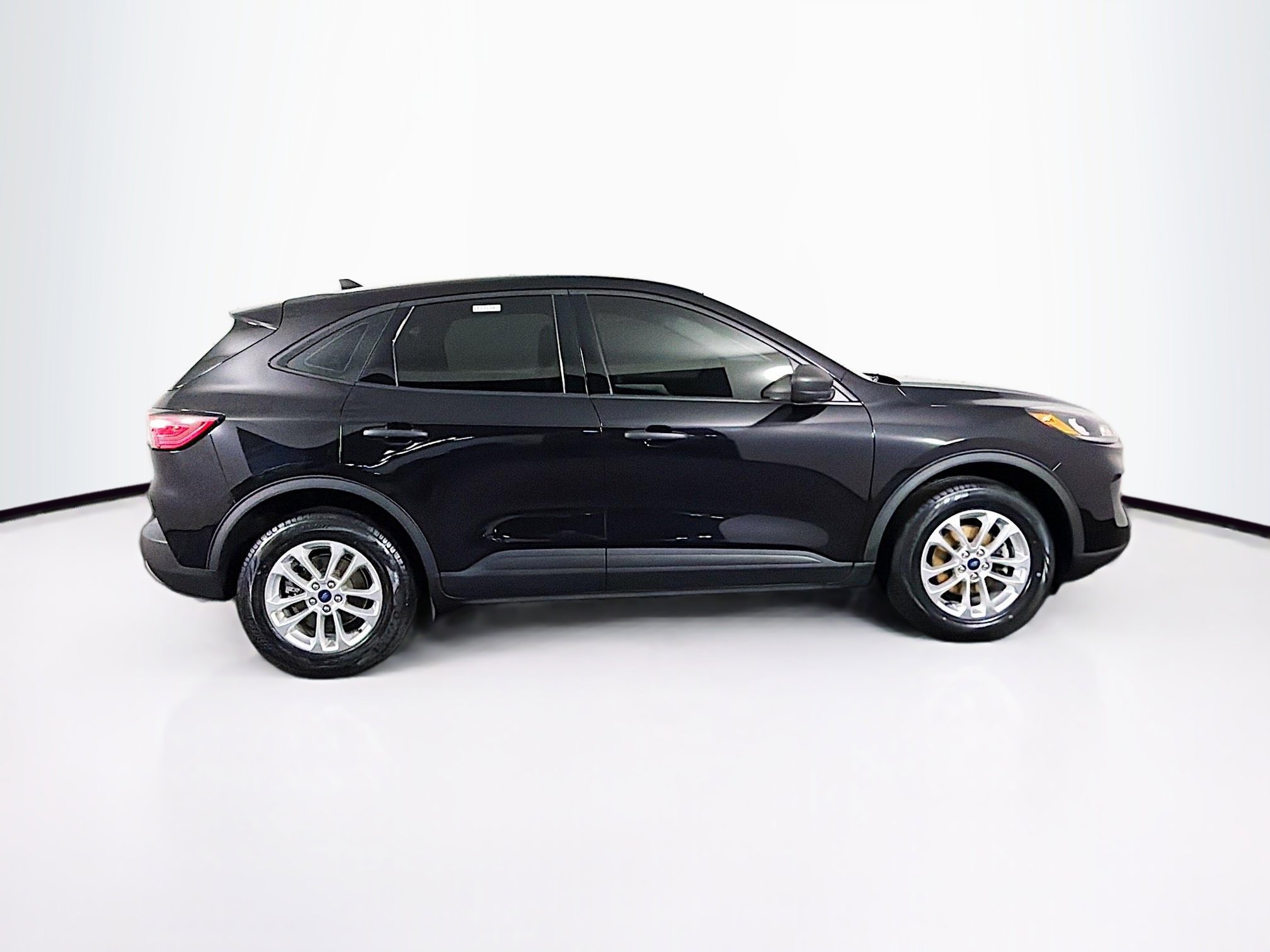 Used 2022 Ford Escape S image 9