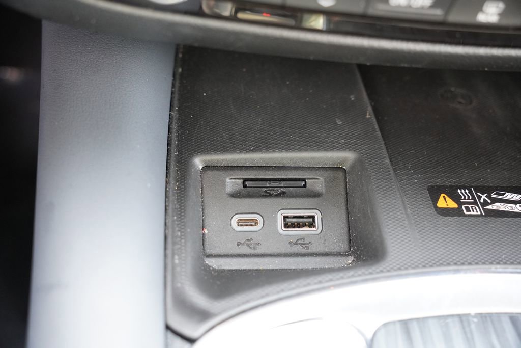 Certified 2023 Buick Enclave Essence w/ Experience Buick Package image 31