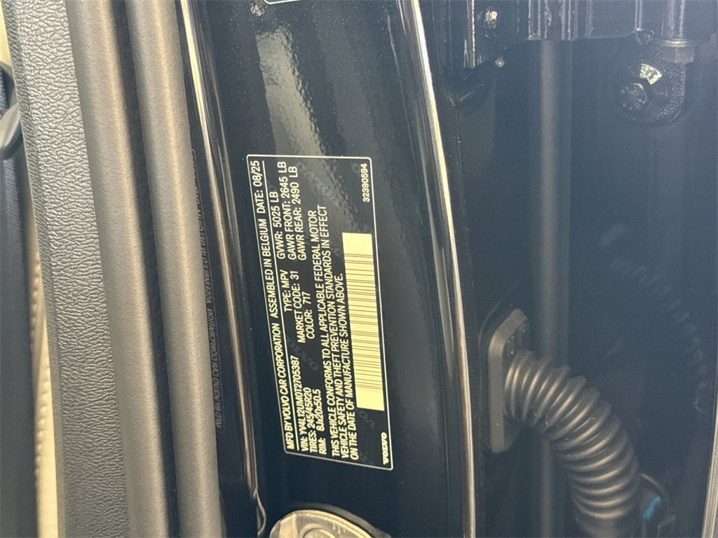 New 2026 Volvo XC40 B5 Ultra image 28