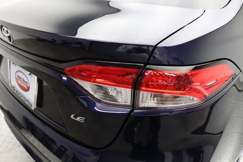 Certified 2022 Toyota Corolla LE image 9