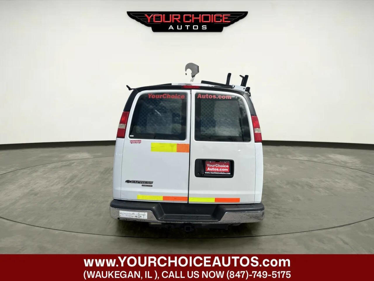 Used 2014 Chevrolet Express 2500 image 4