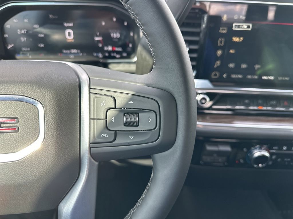 Used 2026 GMC Sierra 1500 Elevation image 9