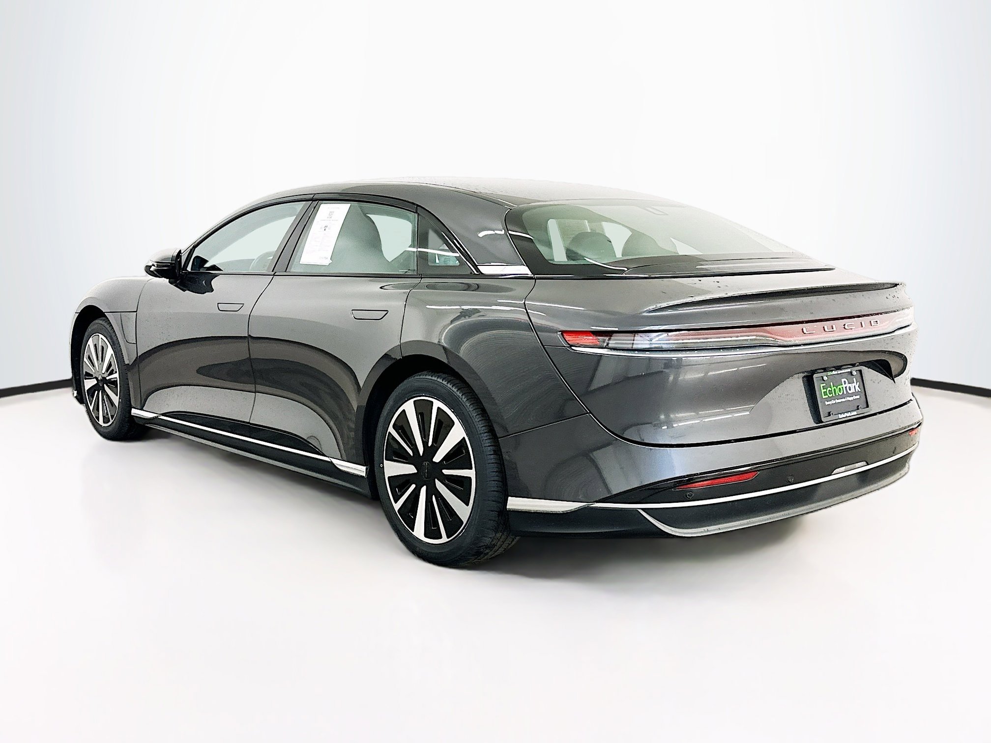 Used 2024 Lucid Air Touring AWD/4WD image 5