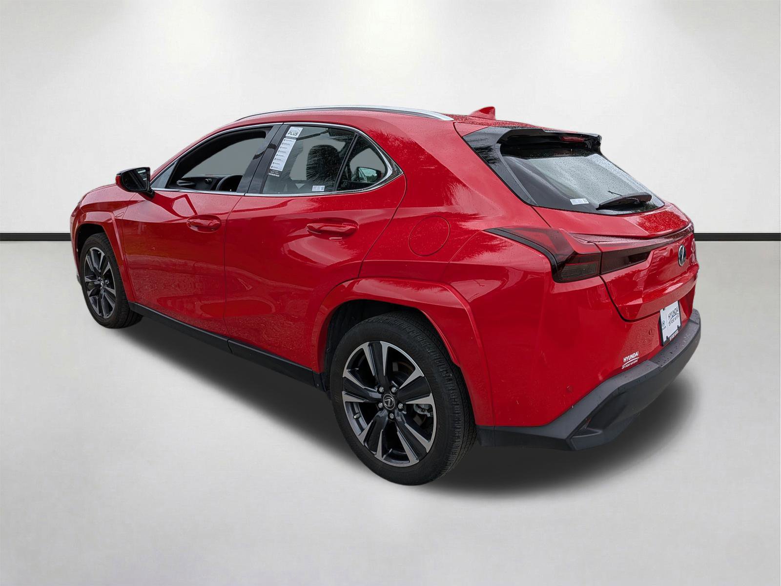 Used 2024 Lexus UX 250h FWD w/ Premium Package image 6