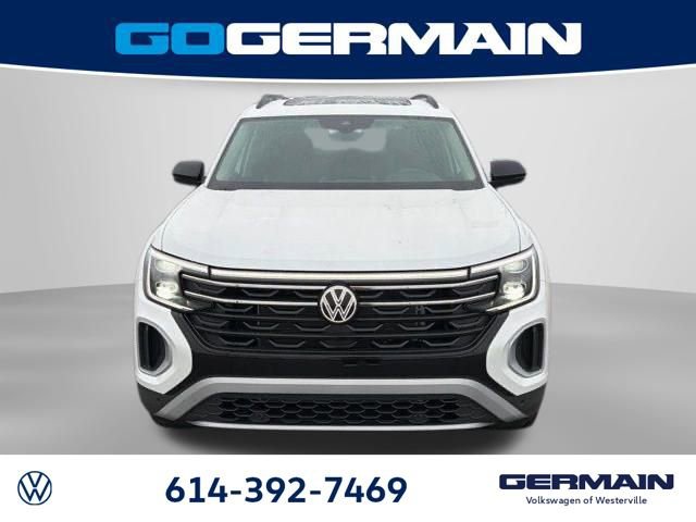 New 2026 Volkswagen Atlas Peak Edition image 3