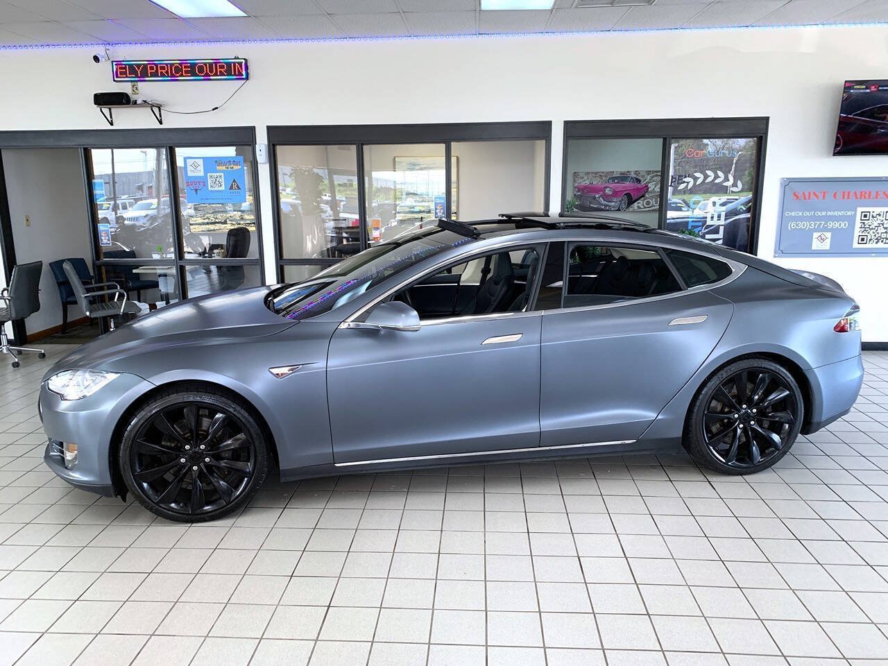 Used 2013 Tesla Model S RWD image 2