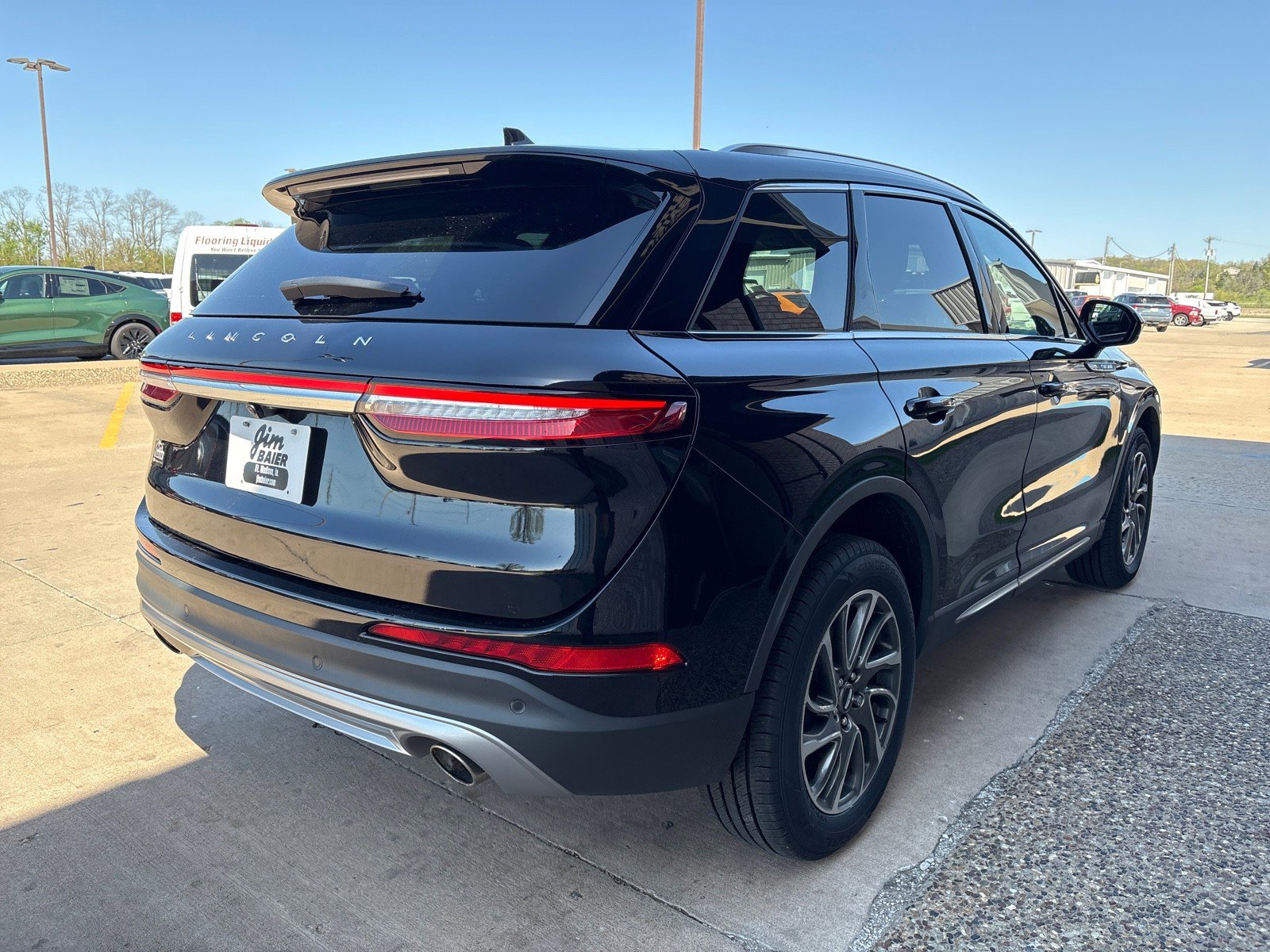 Used 2020 Lincoln Corsair AWD w/ Elements Package image 9