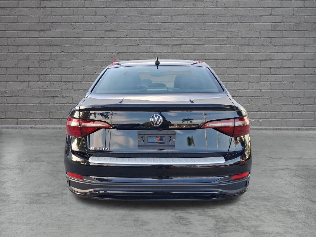 Certified 2023 Volkswagen Jetta Sport FWD image 10