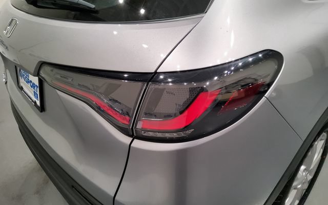 Used 2023 Honda HR-V LX image 14