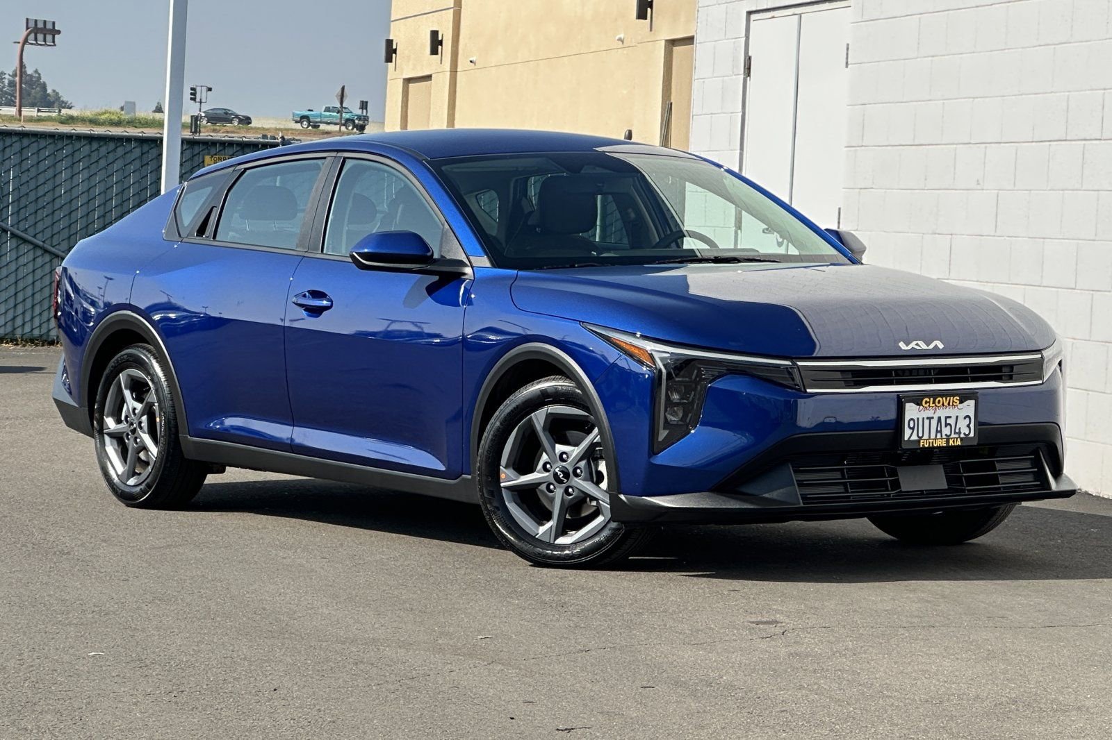 Used 2025 Kia K4 FWD image 2