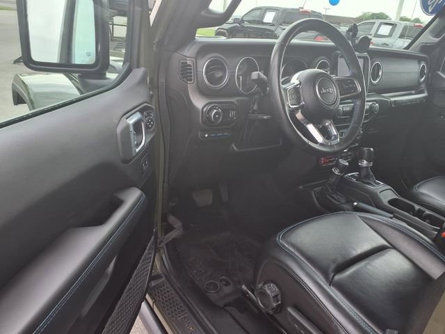 Used 2023 Jeep Wrangler Unlimited Rubicon 4xe w/ Cold Weather Group AWD/4WD image 8