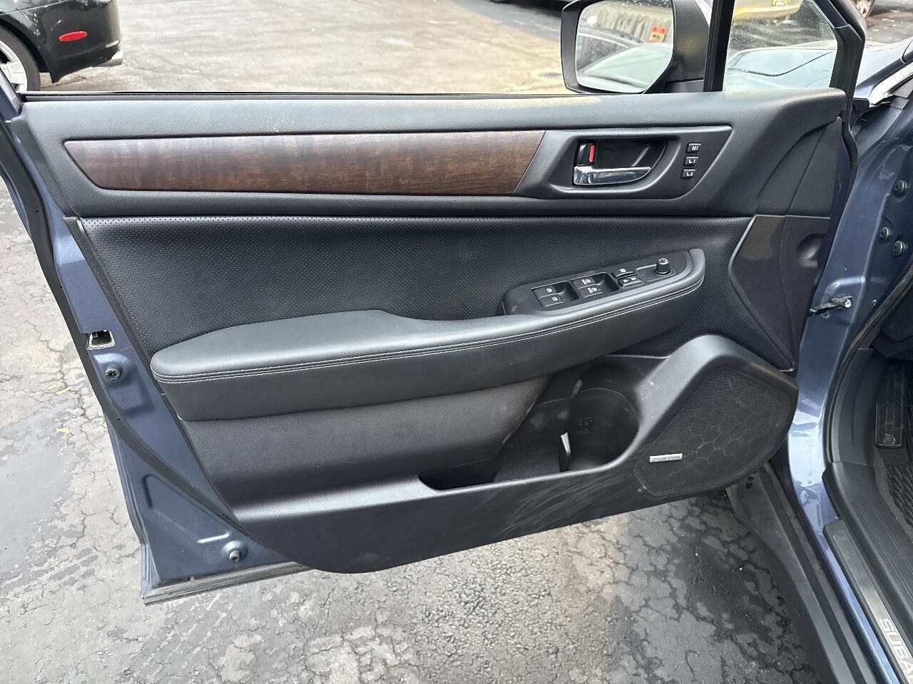 Used 2016 Subaru Outback 2.5i Limited image 14