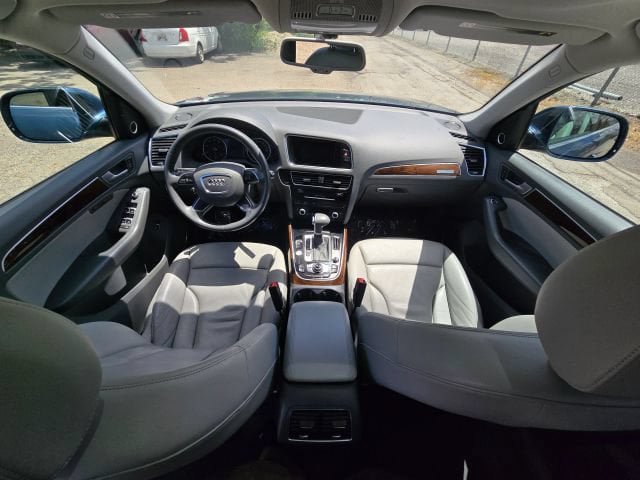 Used 2015 Audi Q5 2.0T Premium Plus w/ Technology Package AWD/4WD image 20
