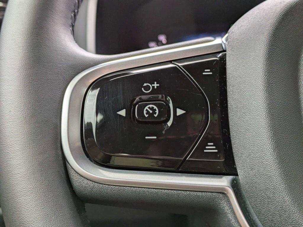 Certified 2024 Volvo S90 T8 Ultimate image 33