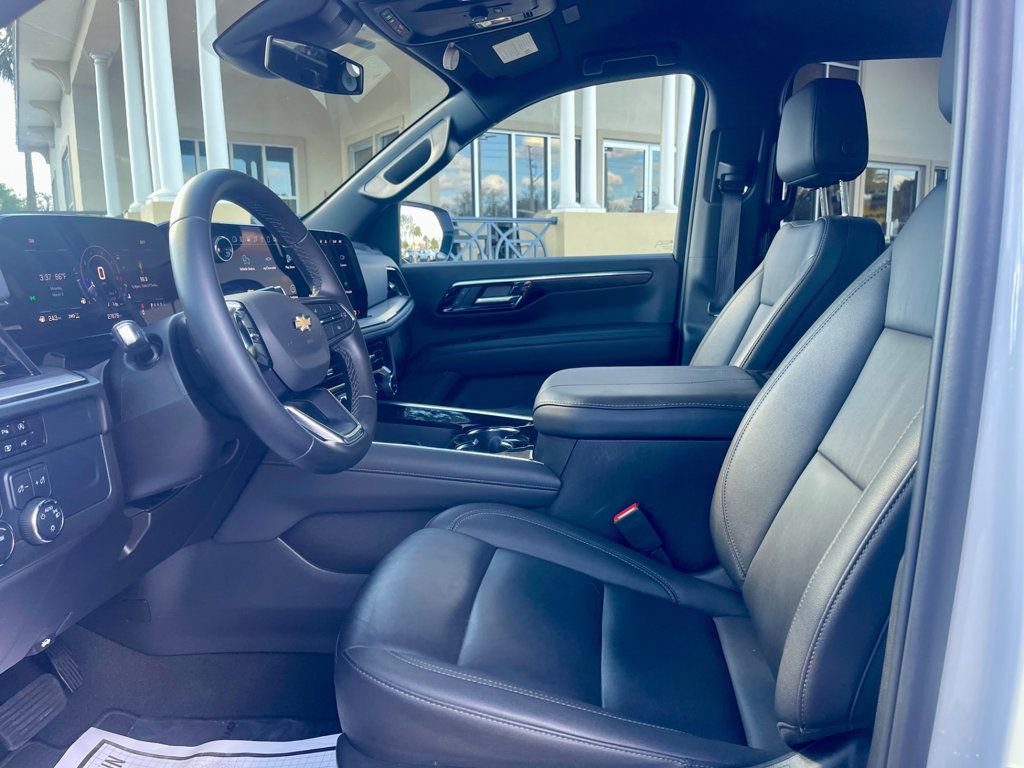 Used 2025 Chevrolet Tahoe LT image 11